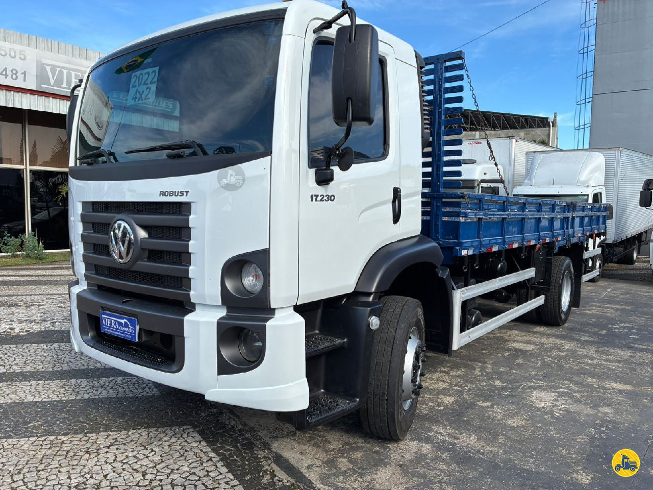 CAMINHAO VOLKSWAGEN VW 17230 Grade Baixa Toco 4x2 Vieira Caminhões CURITIBA PARANÁ PR